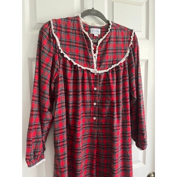 Lanz of Salzburg Plaid Nightgown - Picture 3 of 5